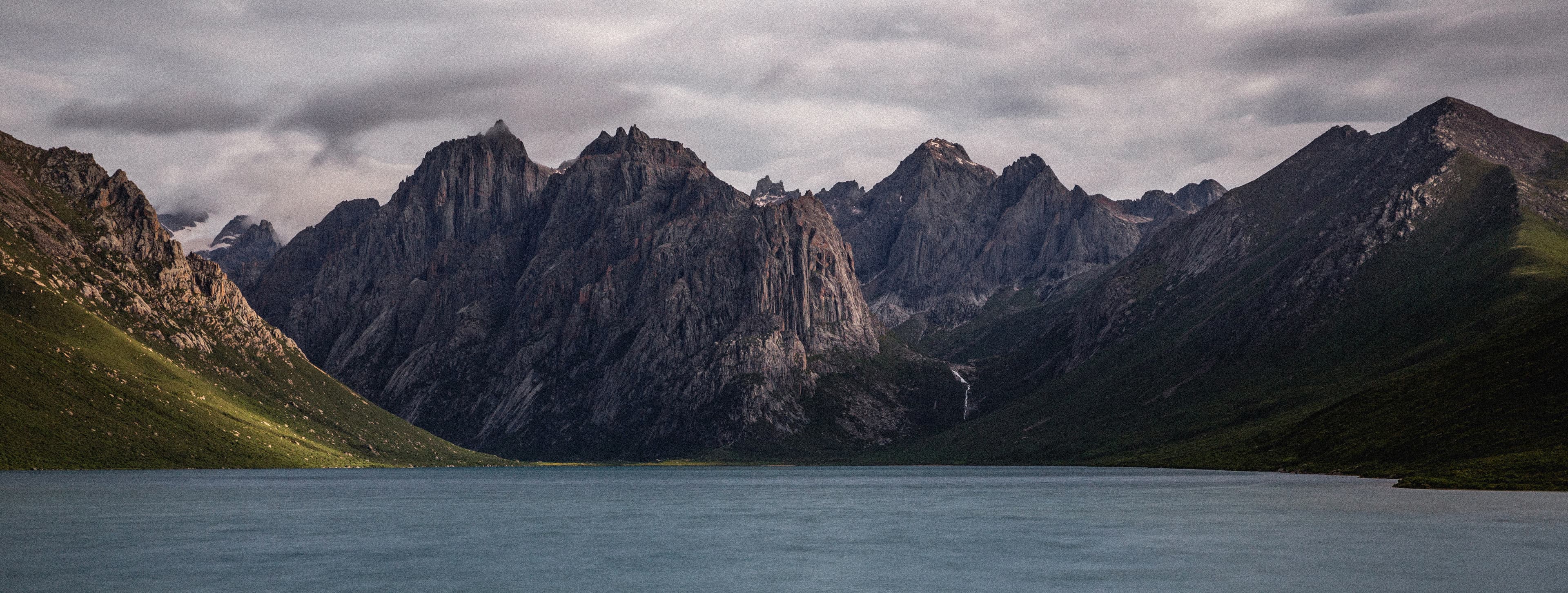 青海山湖